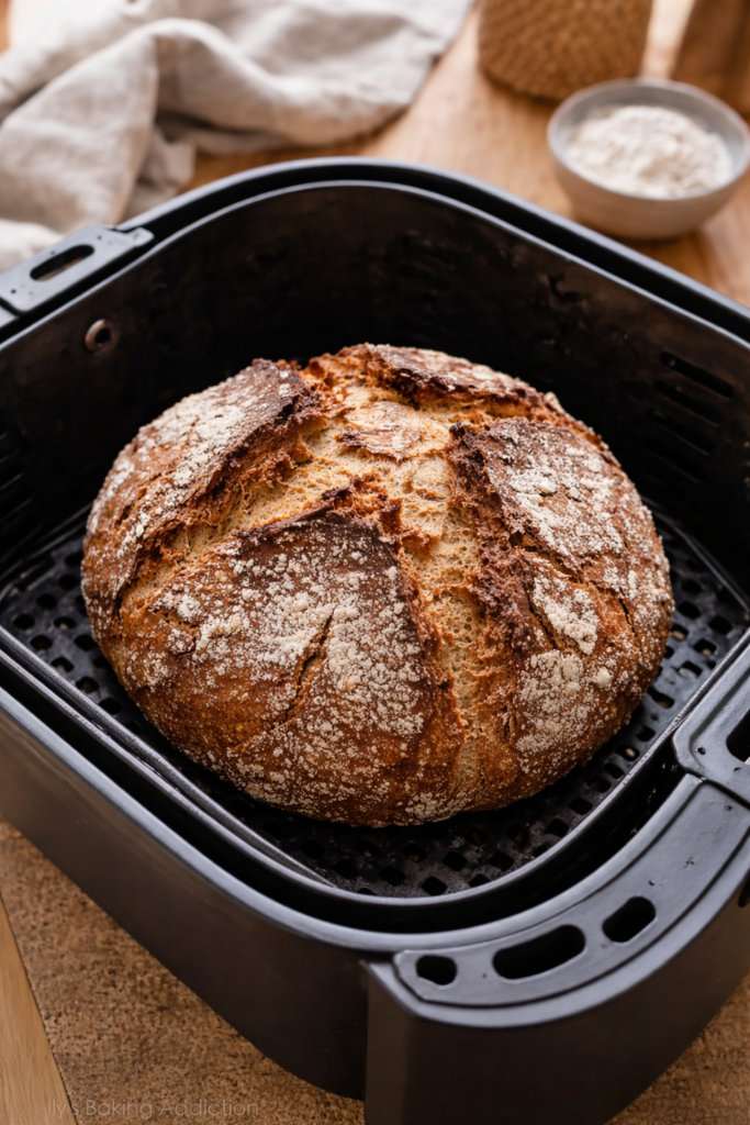 Brot im Airfryer hat eine dicke, harte Kruste
